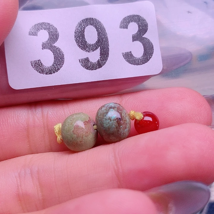 未镶嵌南红玛瑙珠宝奇石