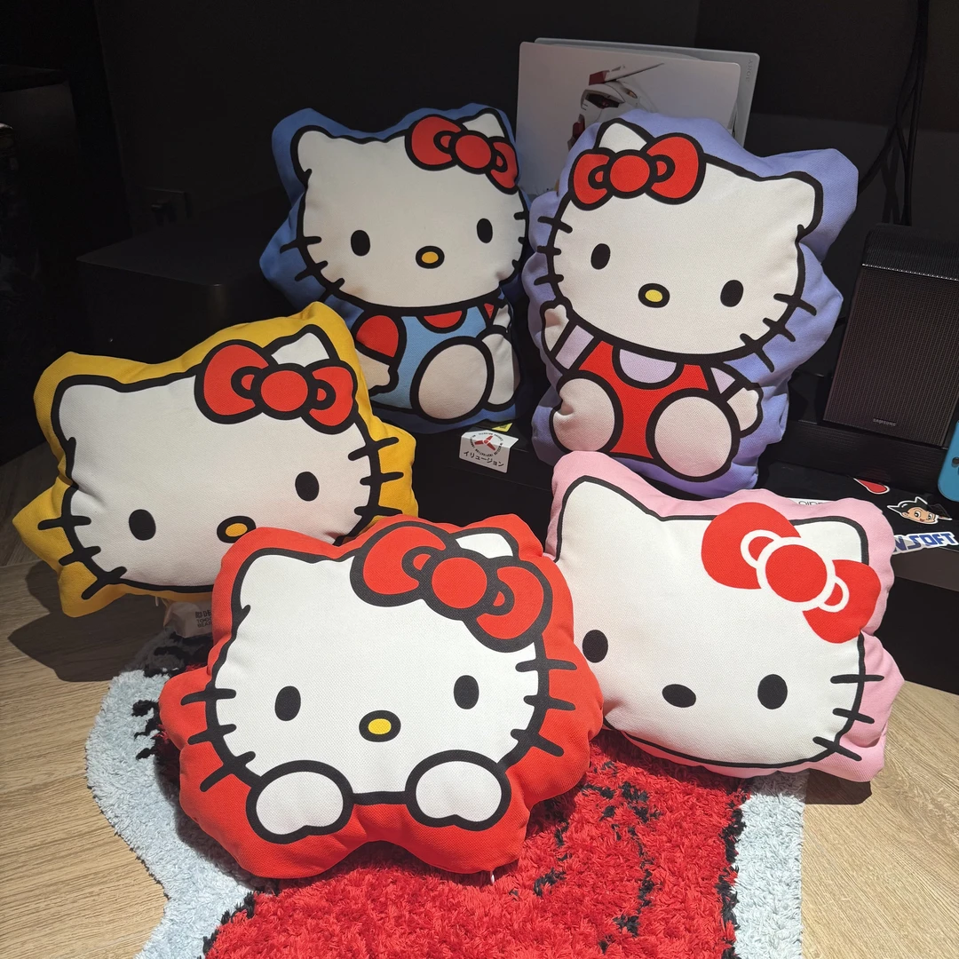 Hello Kitty卡通多巴胺异形抱枕玩偶公仔沙发靠垫摆件