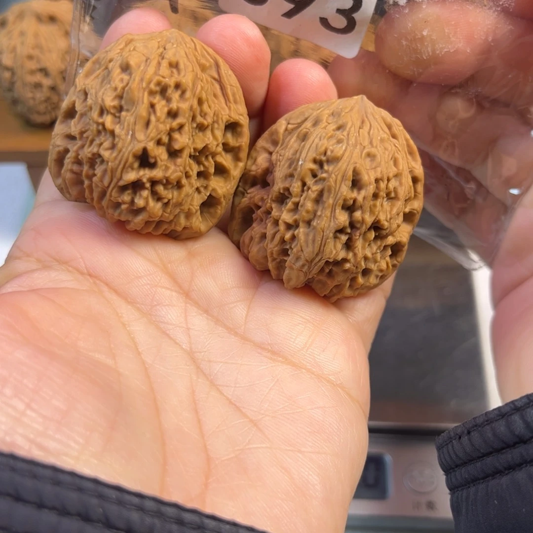 吊坠文玩核桃高炮拉丝凹底底37姜黄皮