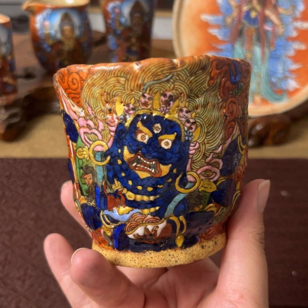 手工手绘六臂大黑天茶杯