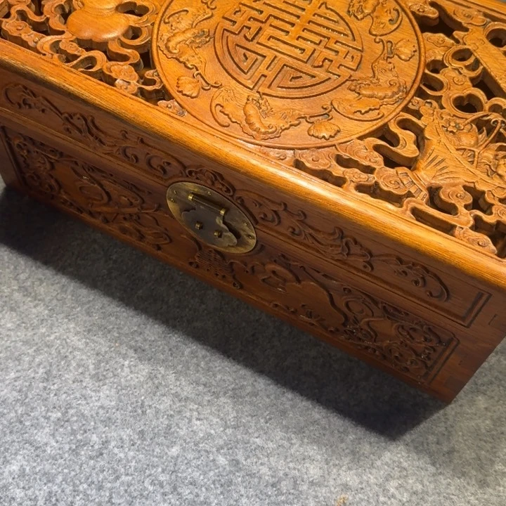 贡木箱的的的的的的