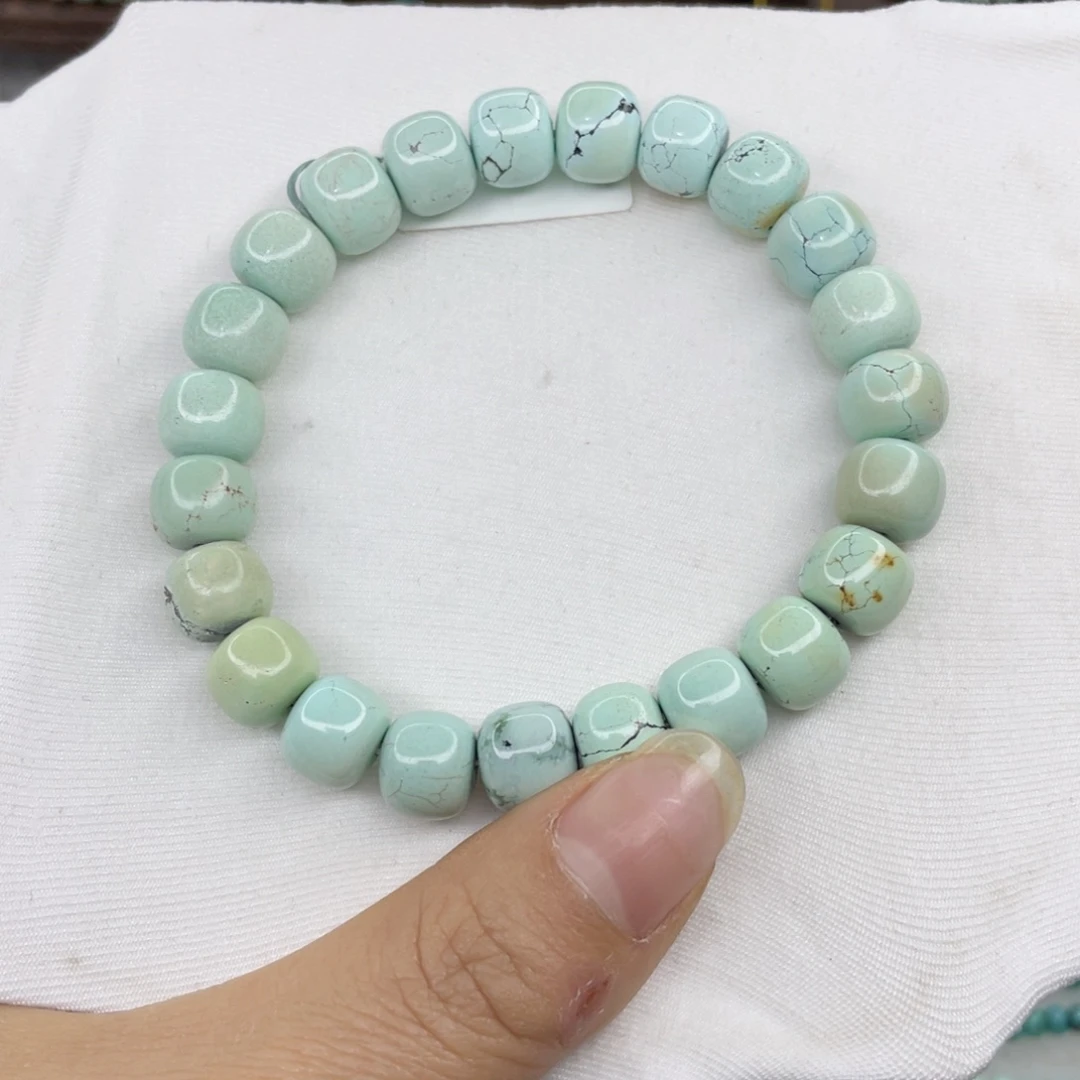 无***药绿松石未镶嵌颈饰