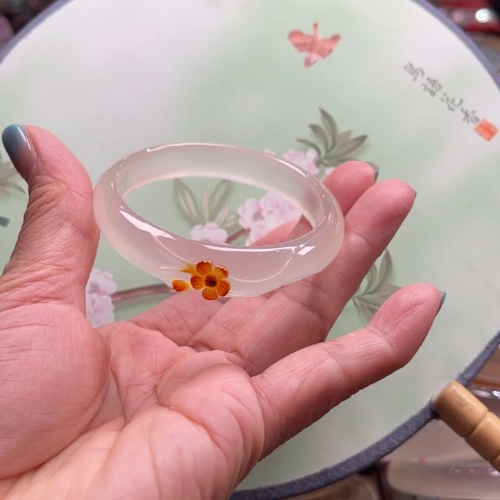 玛瑙/玉髓未镶嵌手镯