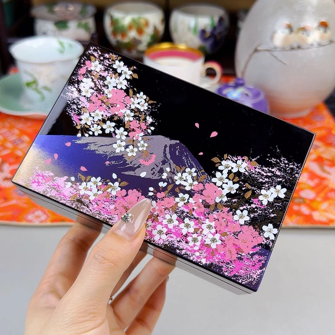 它家陶瓷真好看！