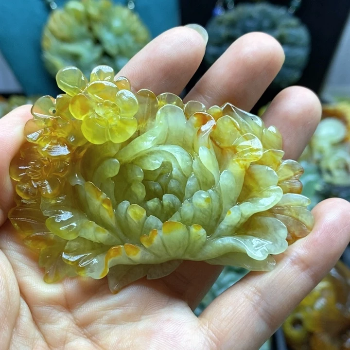 未镶嵌蛇纹石玉挂件