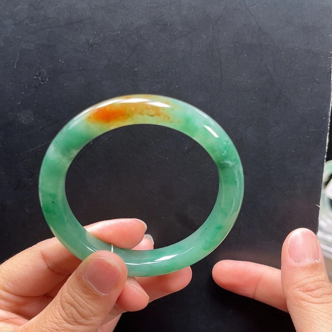 石英质玉未镶嵌手镯