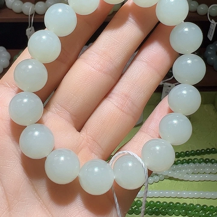 未镶嵌手镯和田玉（糖玉）