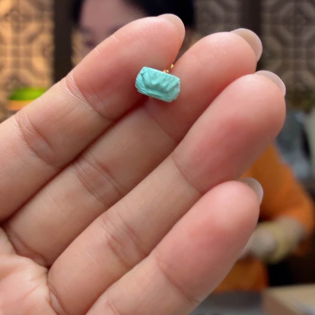 未镶嵌绿松石珠宝奇石