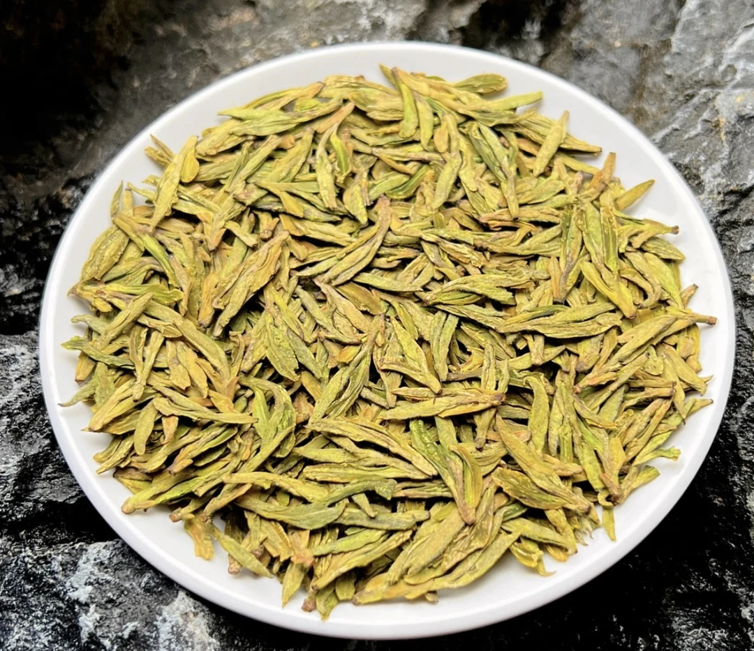 明前嫩芽龙井茶豆香型特级绿茶大佛龙井黄版1号