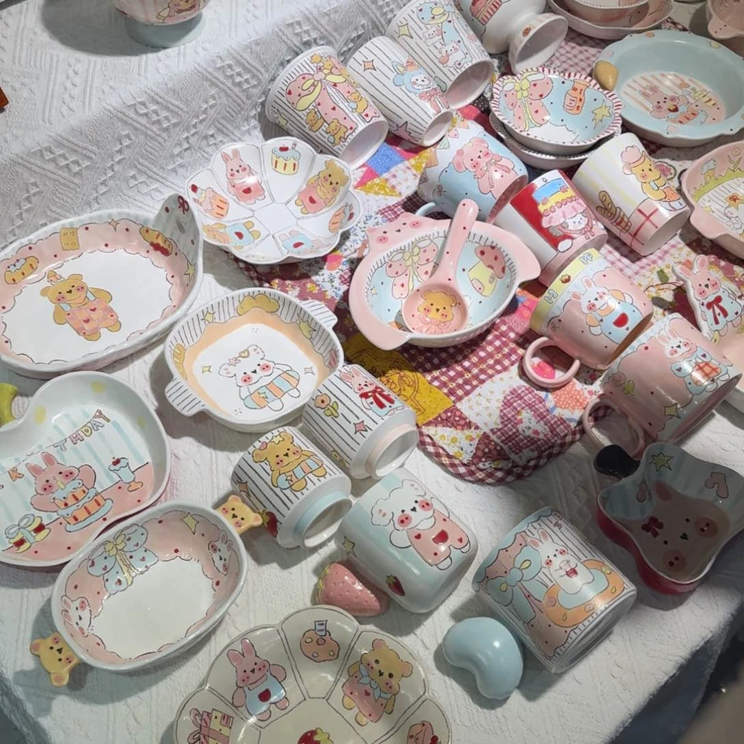 摆件陶瓷陶瓷摊位图陶瓷陶瓷