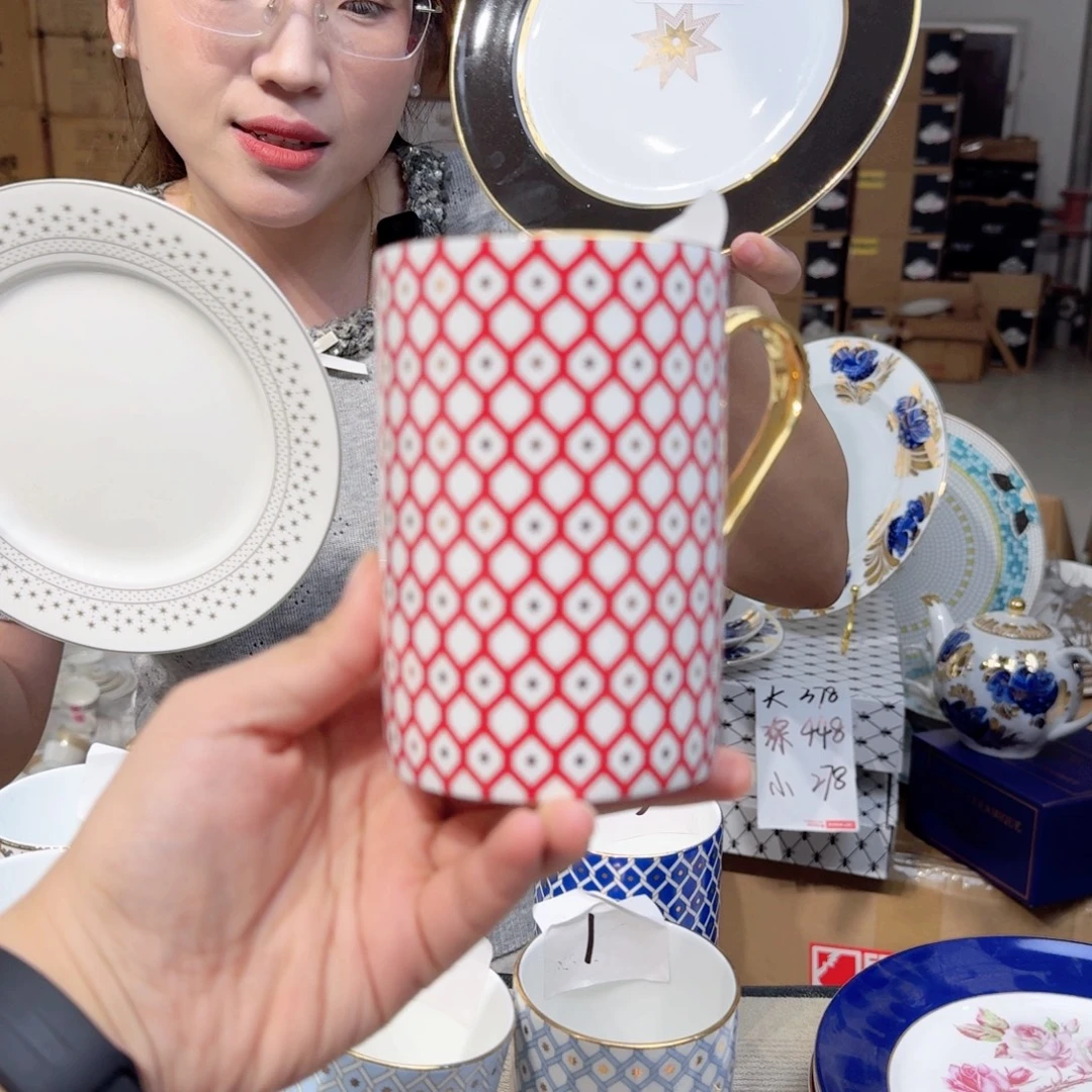 福****骨瓷马克杯370ml一个外贸骨瓷