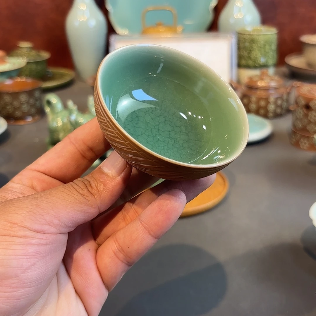 瓷片龙泉青瓷龙泉青瓷