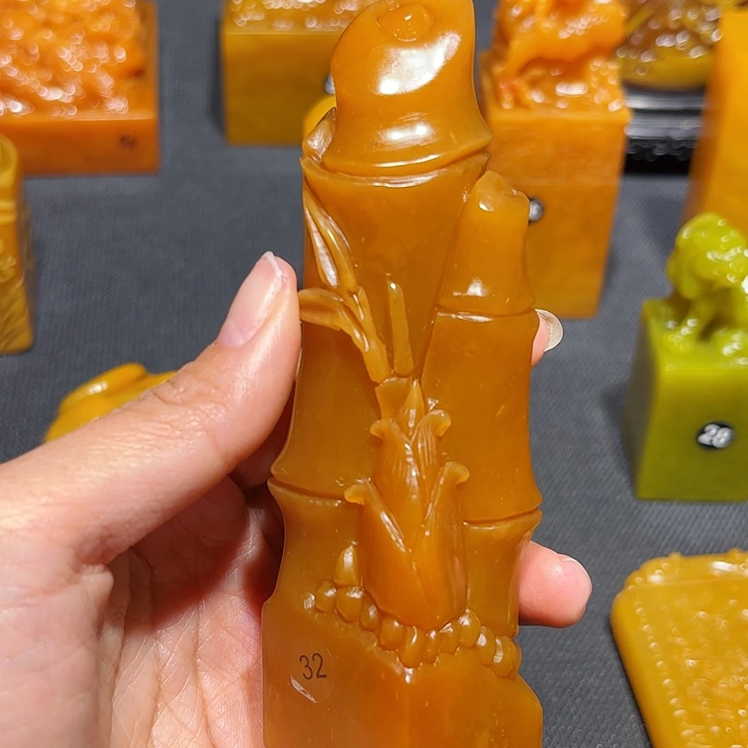 田黄石刘石雕石雕石雕