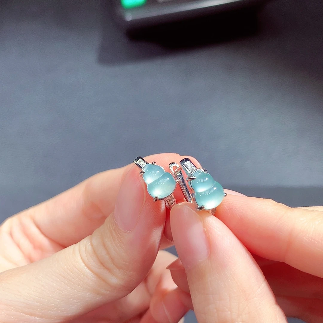 翡翠戒指未镶嵌翡翠