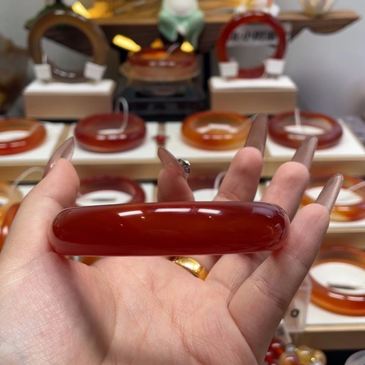 玛瑙/玉髓未镶嵌手镯