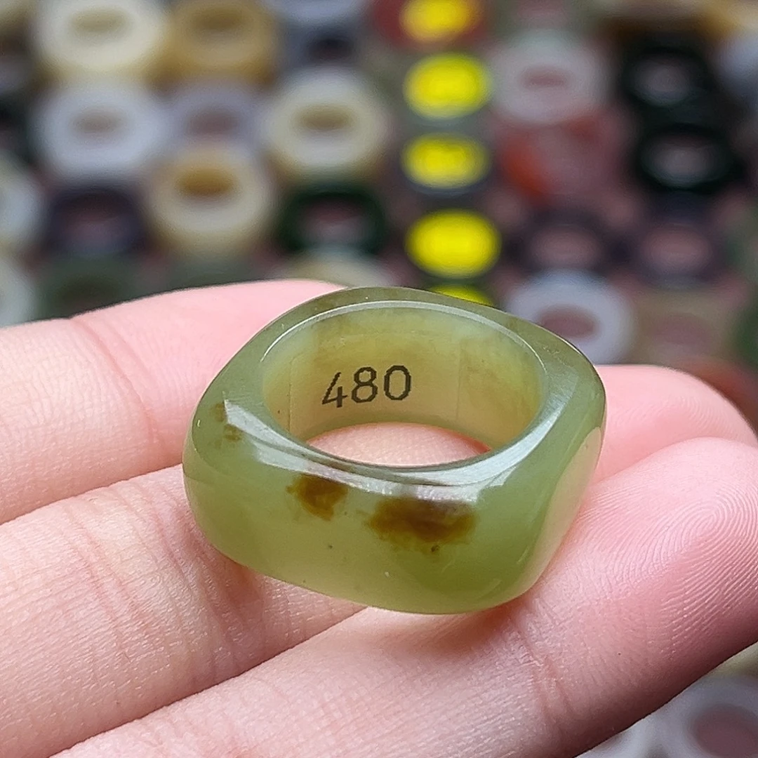 和田玉未镶嵌戒指16.6牛油果