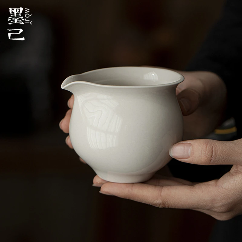 墨己草木灰陶瓷公道杯功夫茶具家用分茶器茶道配件日式茶海公杯
