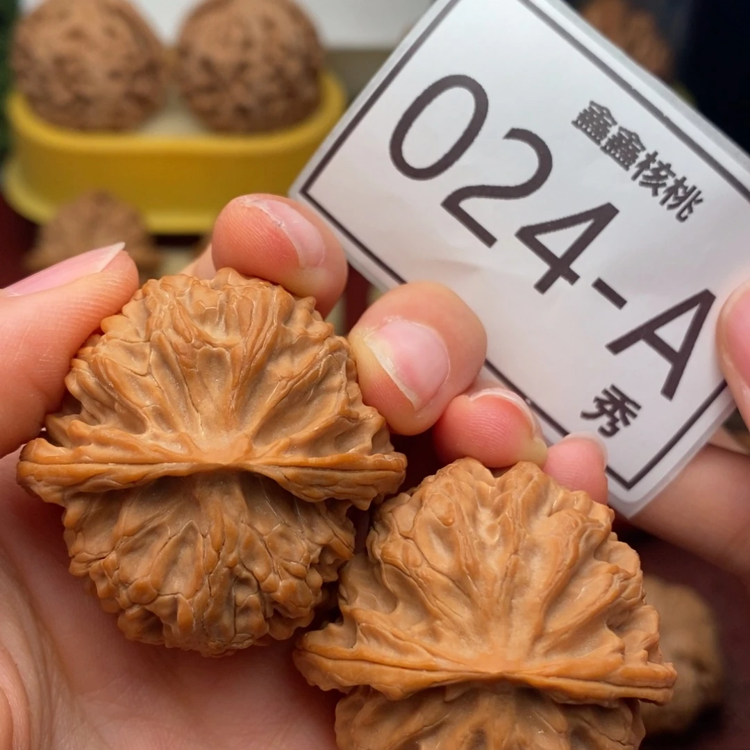 文玩核桃把件苹果哦39……