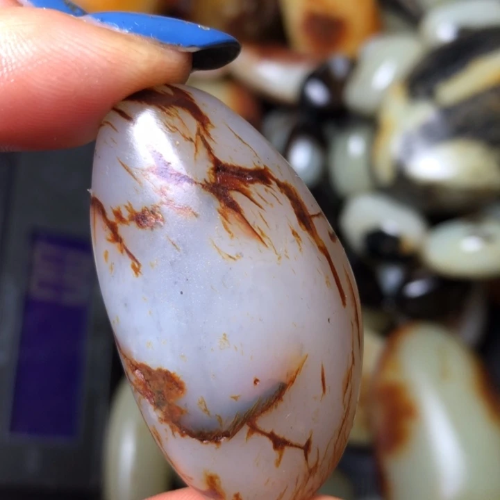 和田玉未镶嵌珠宝奇石