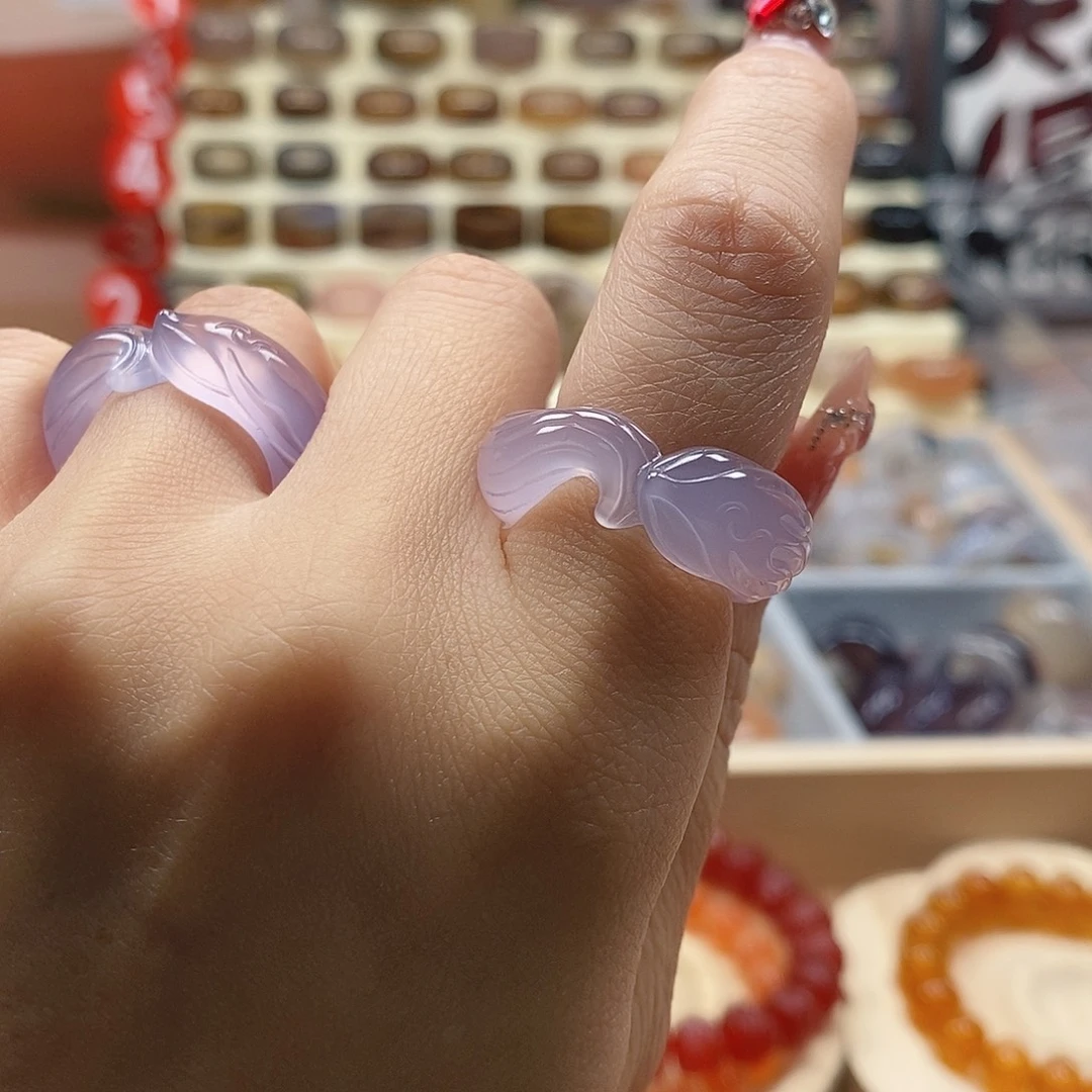 の***೨玛瑙/玉髓未镶嵌戒指