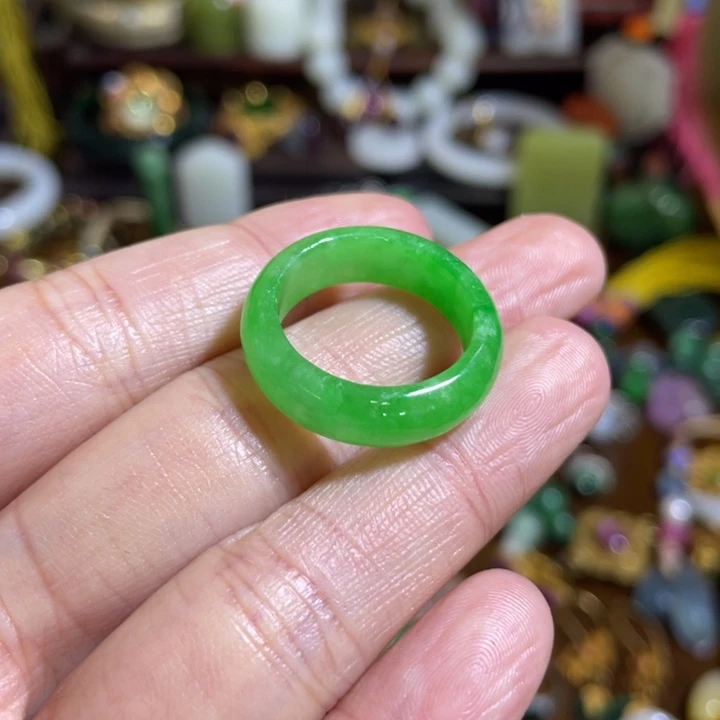 翡翠未镶嵌戒指18.6精品精品精品