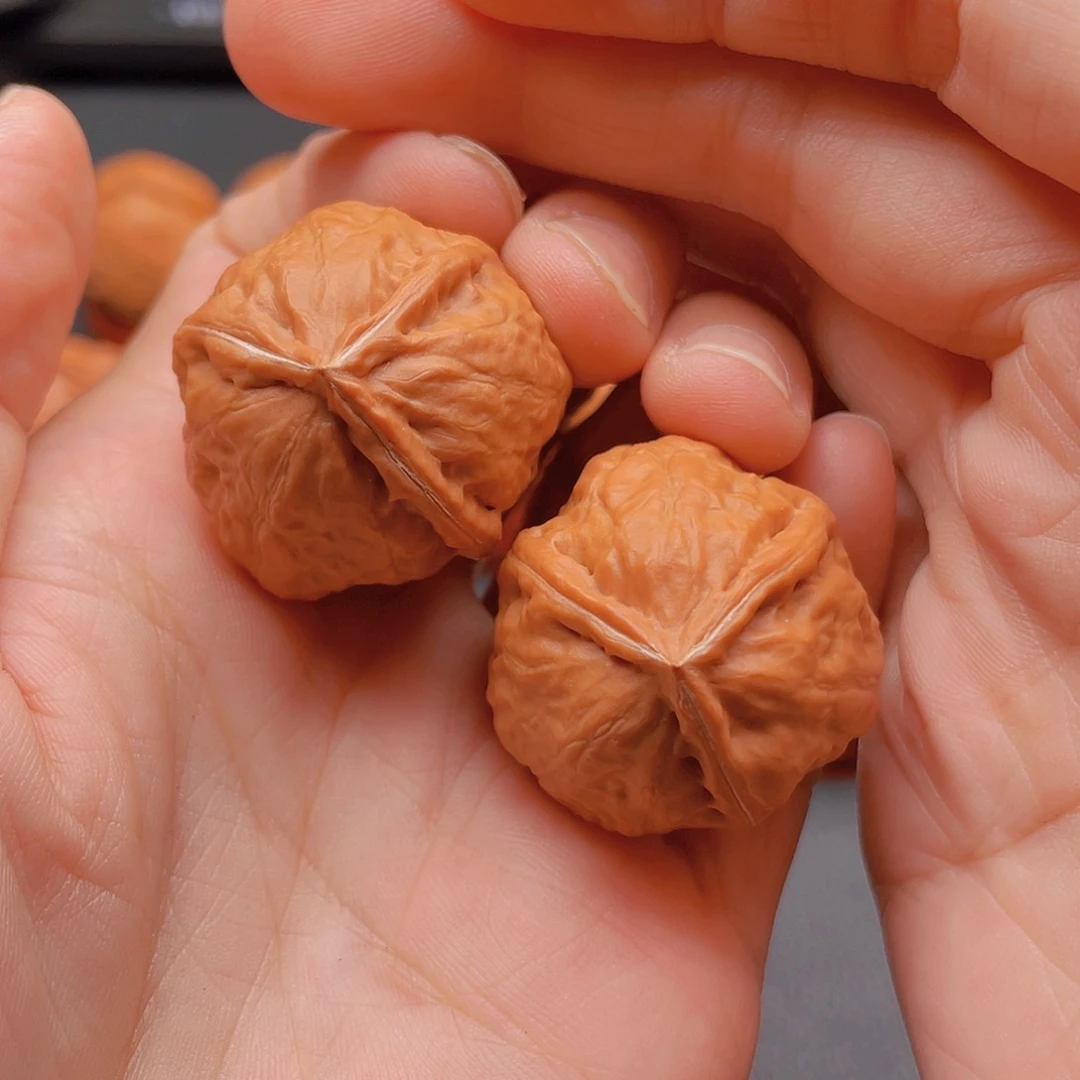 文玩核桃把件球奔