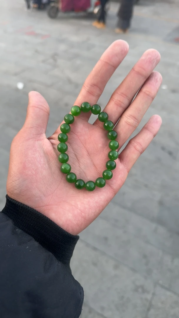 和田玉俄罗斯碧玉卡10纯天然