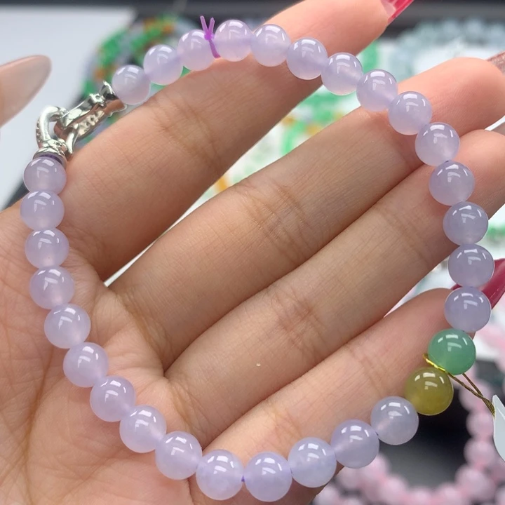 翡翠手镯未镶嵌翡翠