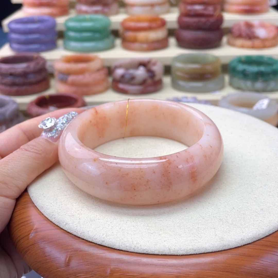 石英质玉未镶嵌手镯64