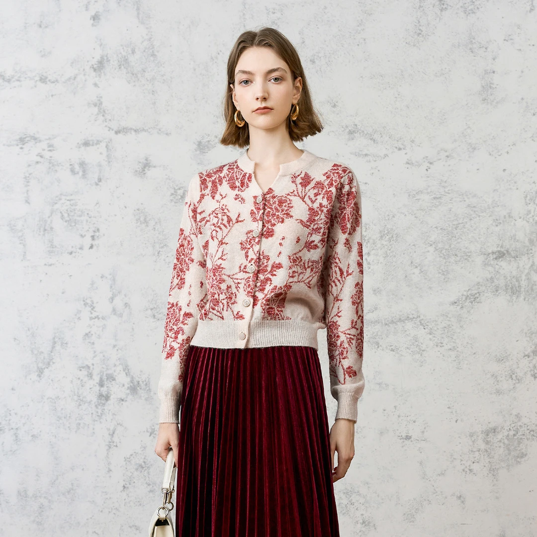 颜域修身印花V领毛衣女款2025高级感开衫外套针织衫上衣60W240646