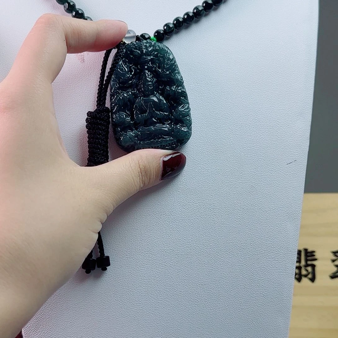 翡翠未镶嵌颈饰1111111