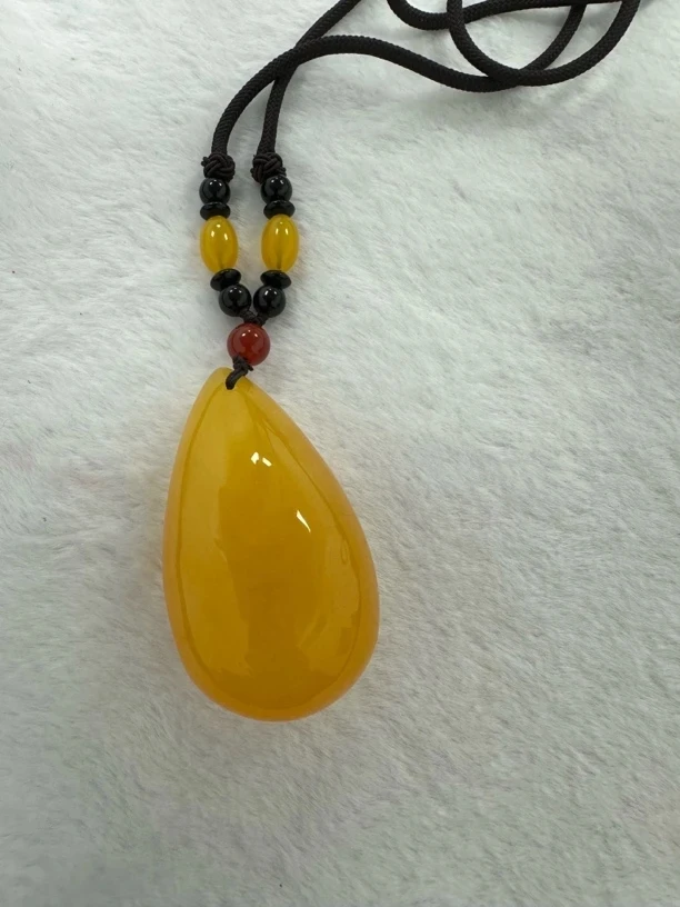 W047古巴新密水滴吊坠