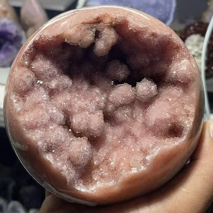 天然粉色水晶球,乌拉圭大直径满满波波球