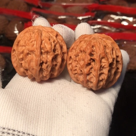 文玩核桃把件苹果园40