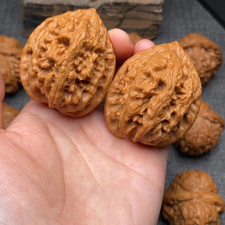 吊坠文玩核桃全品42大沽石