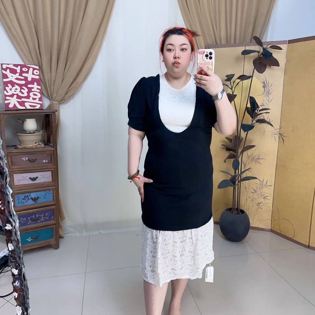大码蕾丝黑色泡泡袖拼接打底长裙显瘦大气