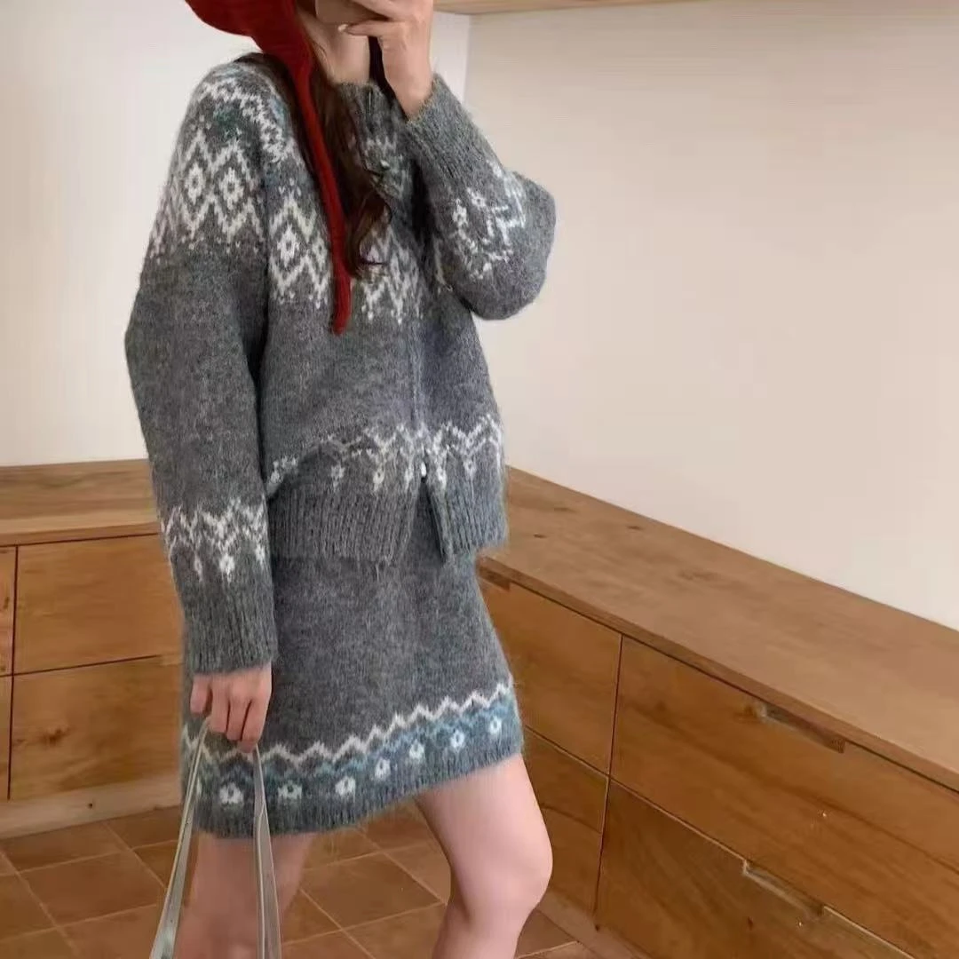 9240【千炫女装】冬季新款费尔岛加厚百搭拉链开衫毛衣