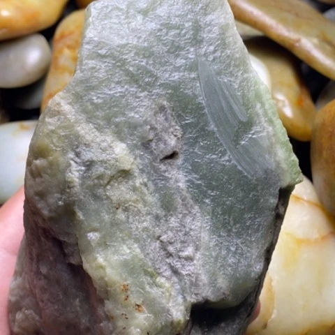 未镶嵌和田玉（糖玉）挂件