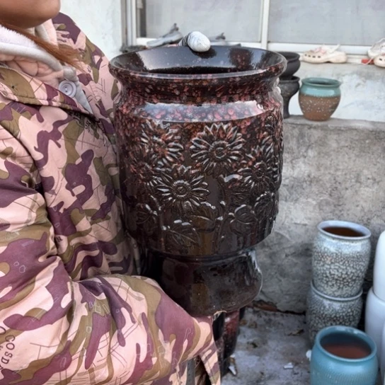 红陶口20高32瑕疵