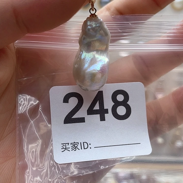 未镶嵌天然珍珠。  漏 漏 漏淡水珍珠
