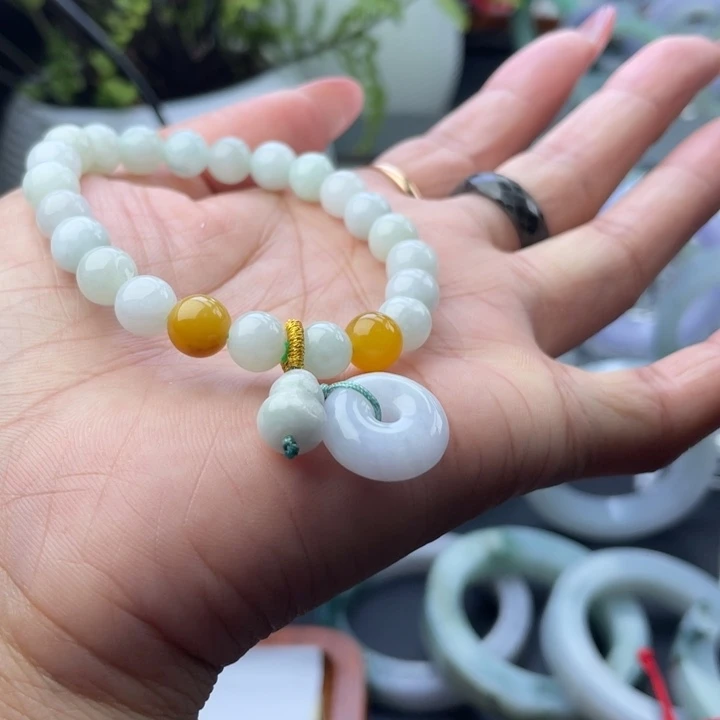 翡翠未镶嵌手链翡翠