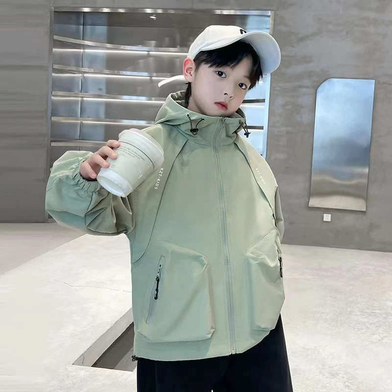 男童春秋款外套2025新款冲锋衣中大童潮服外套连帽