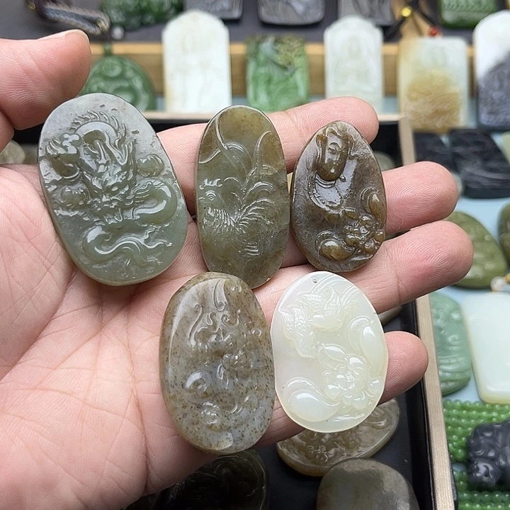 和田玉未镶嵌颈饰五个打包默认微瑕