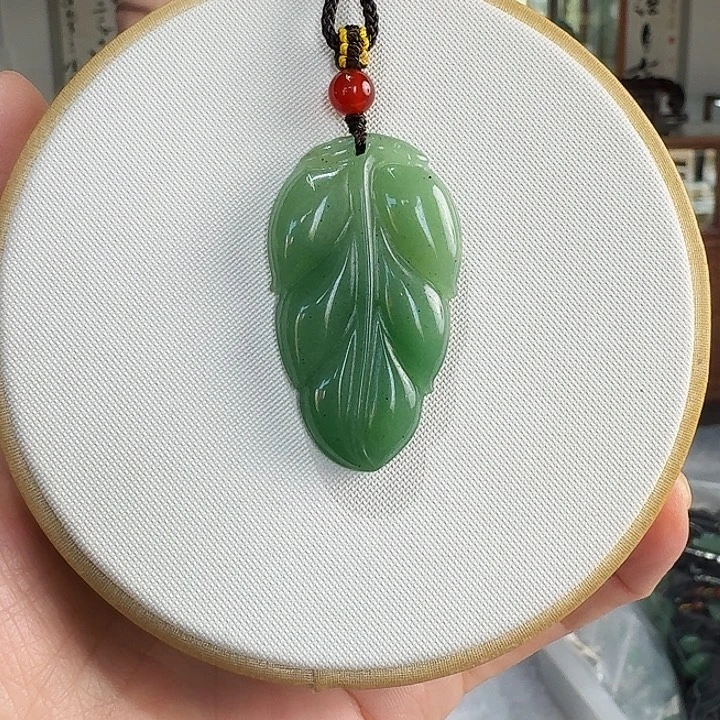 密玉（石英质玉）未镶嵌颈饰