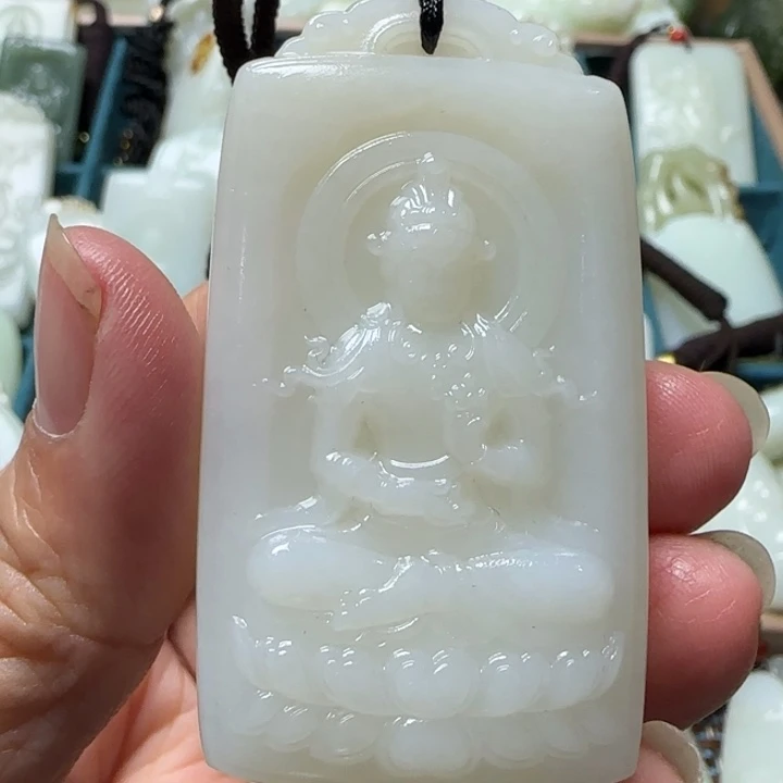 和田玉（糖玉）未镶嵌颈饰