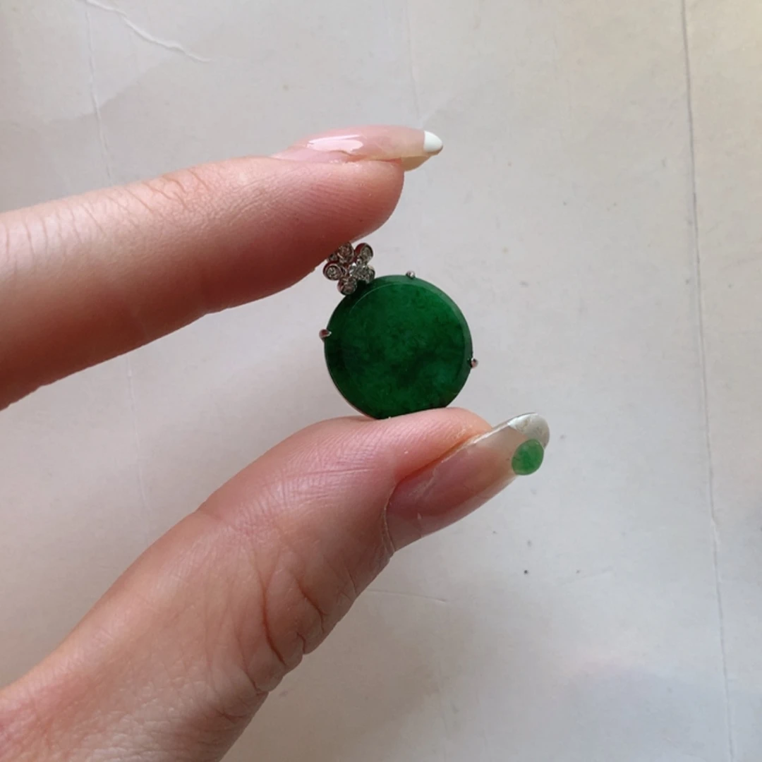 【闪购商品】翡翠吊坠(不含链)18K金镶嵌翡翠吊坠