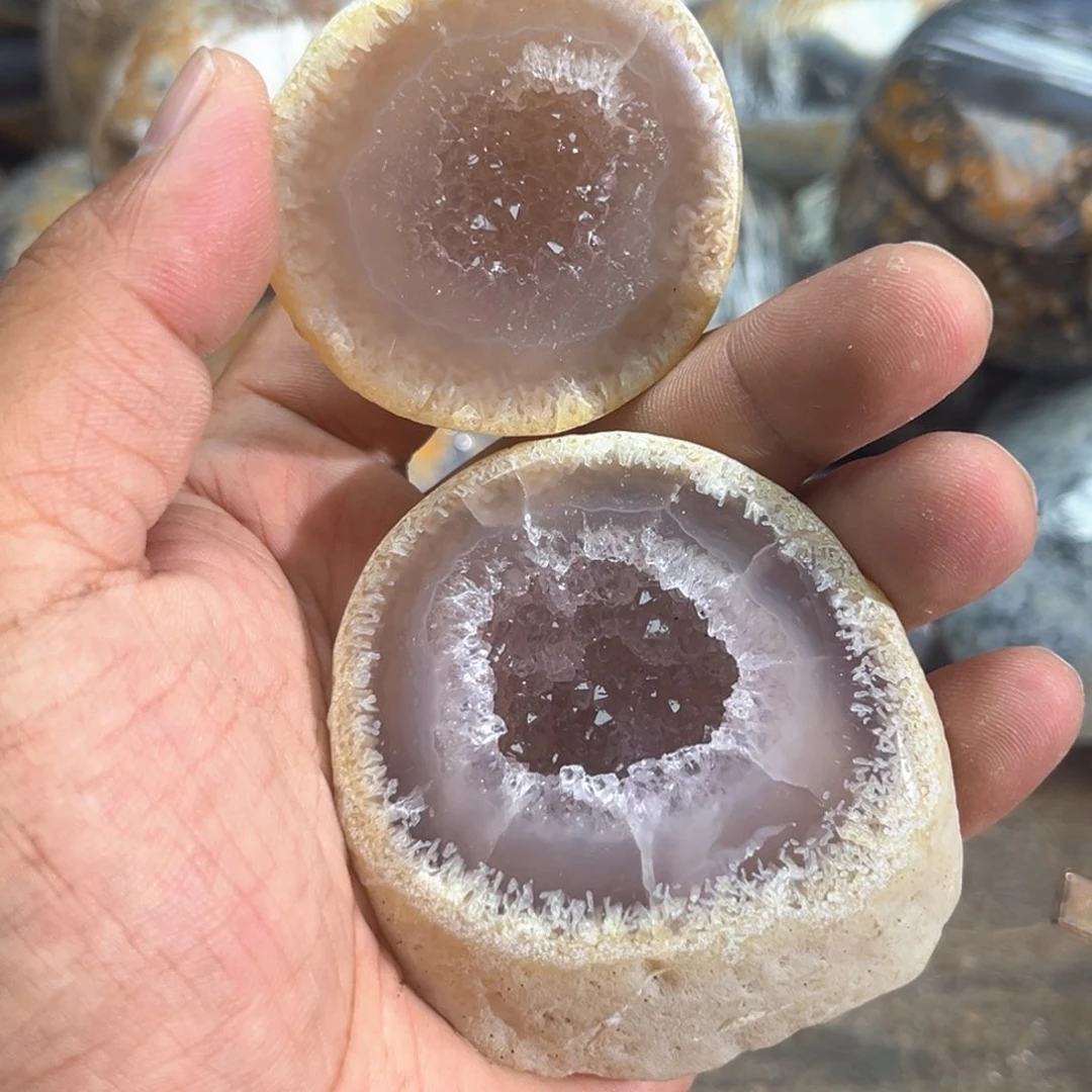 未镶嵌水晶大型摆件（非配饰）