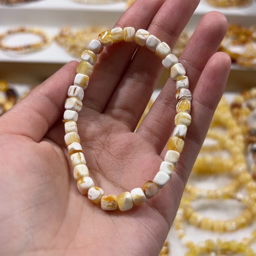 琥珀未镶嵌珠宝奇石金瓷白沁色小方糖手串