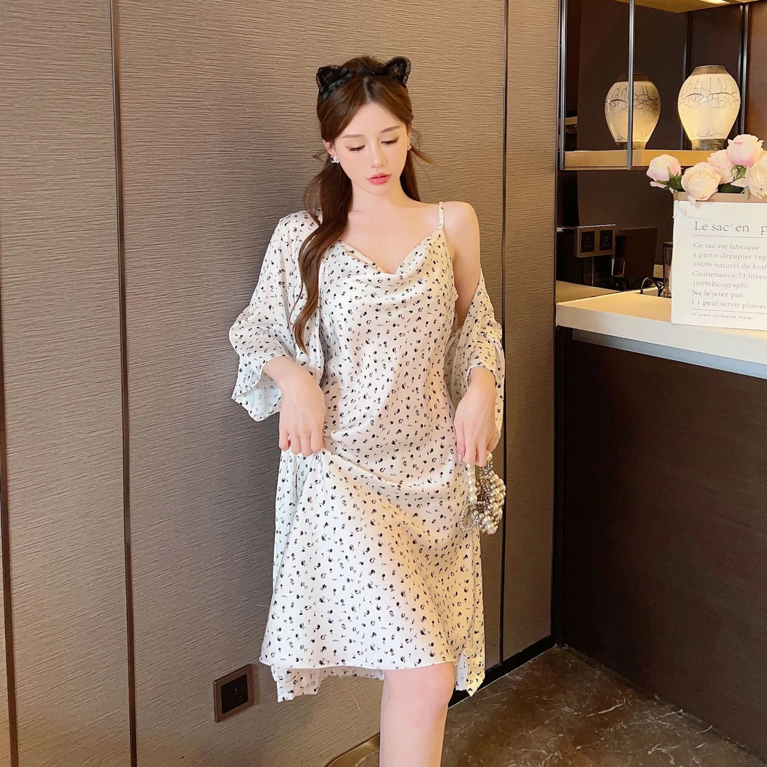 夏季睡衣女薄款冰丝性感吊带荡领两件套冰丝小清新家居服套装