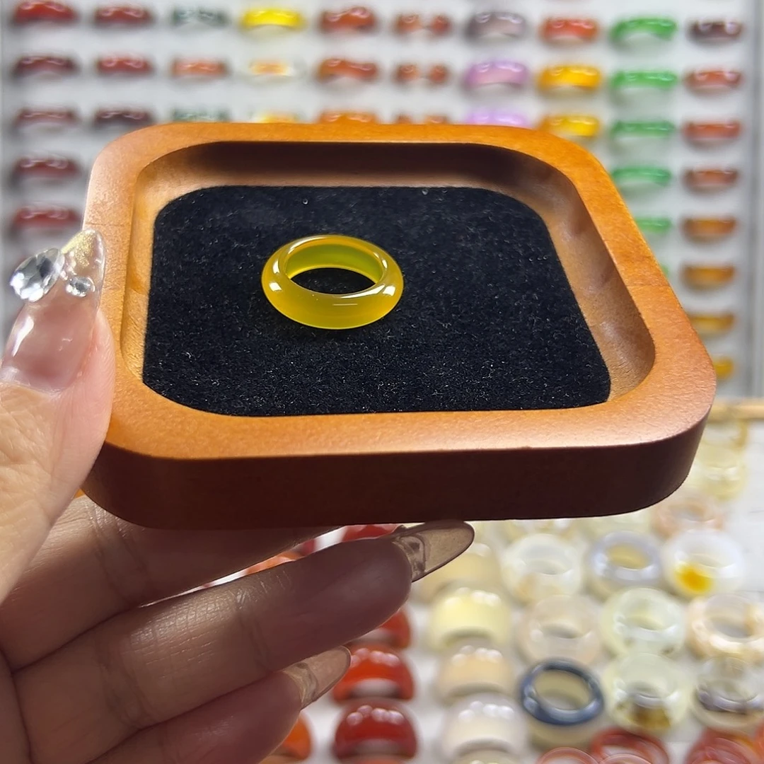 玛瑙/玉髓未镶嵌戒指B8不退换16.9港14